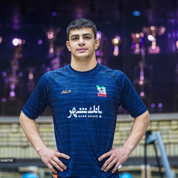 شکست کشتی‌گیر جوان تهرانی به حریف آمریکایی؛‌ سبحان اسمی حذف شد